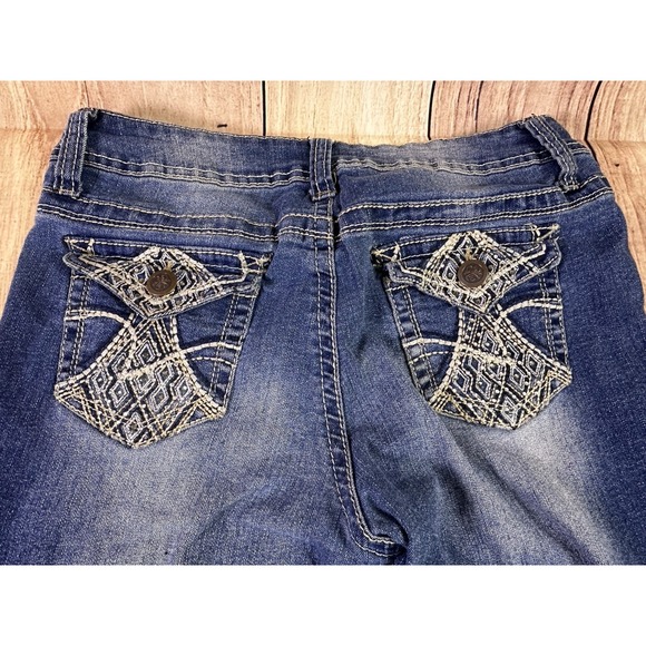 No Boundaries Women Jean 27W x 30L Size 13 Mid Rise Embroidered Pockets Stretch - Picture 5 of 16